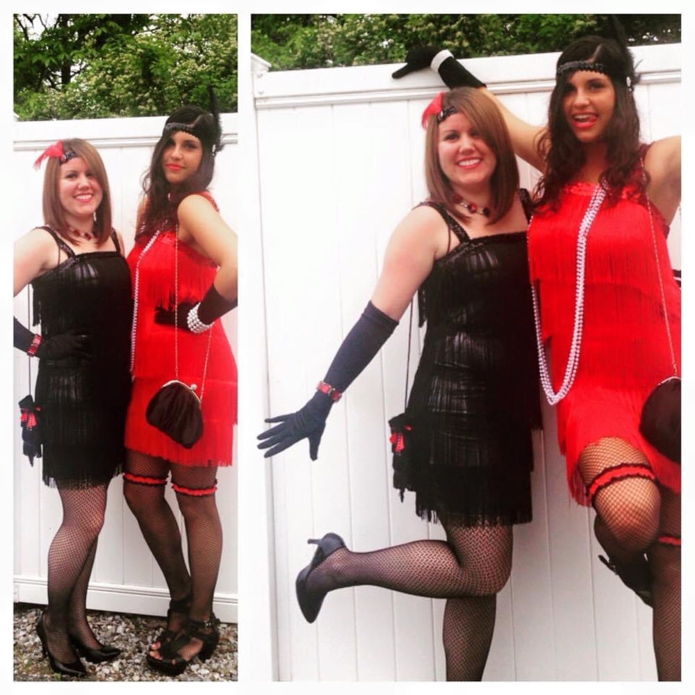 Flapper Halloween Costume & Accessories - Picture 12 of 12